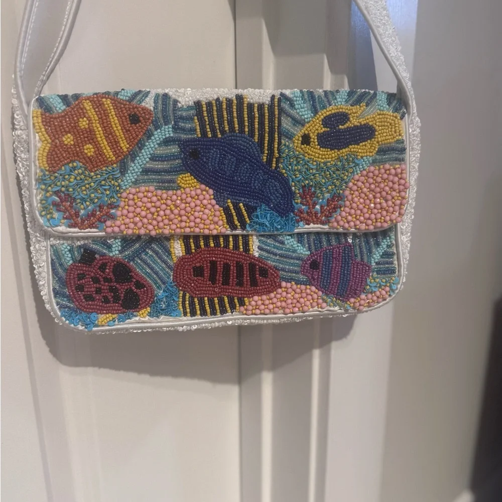 Beaded Fish Motif Shoulder Bag in White - Picture 2 of 3